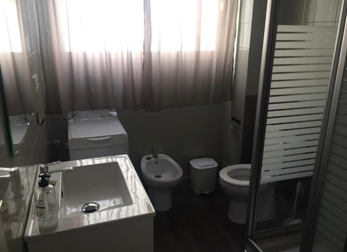 Wish Suite Salado De Sevilla ภายนอก รูปภาพ